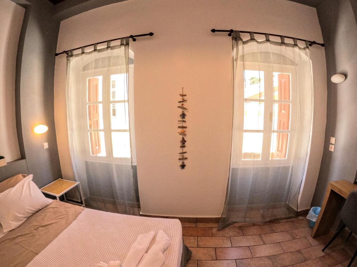 Cozy Apartments In Symi Center Luaran gambar