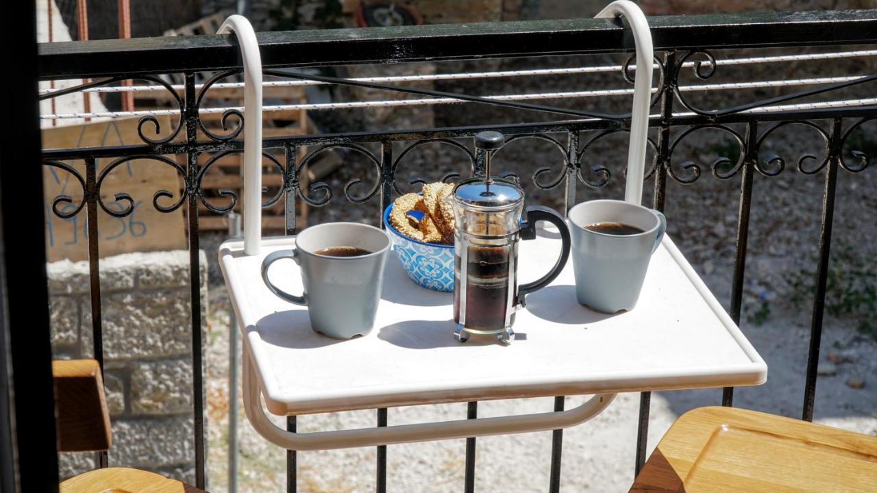 Cozy Apartments In Symi Center Luaran gambar