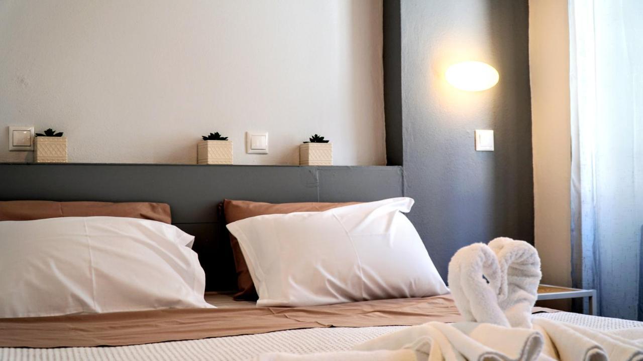 Cozy Apartments In Symi Center Luaran gambar