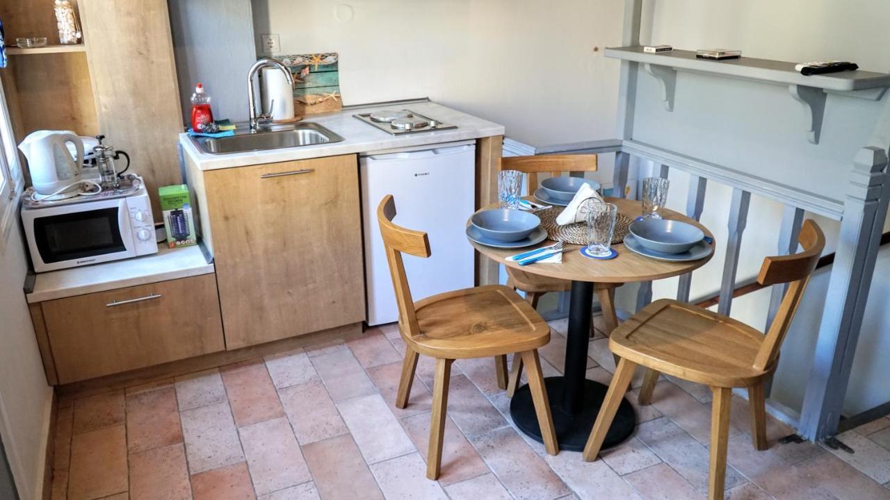 Cozy Apartments In Symi Center Luaran gambar
