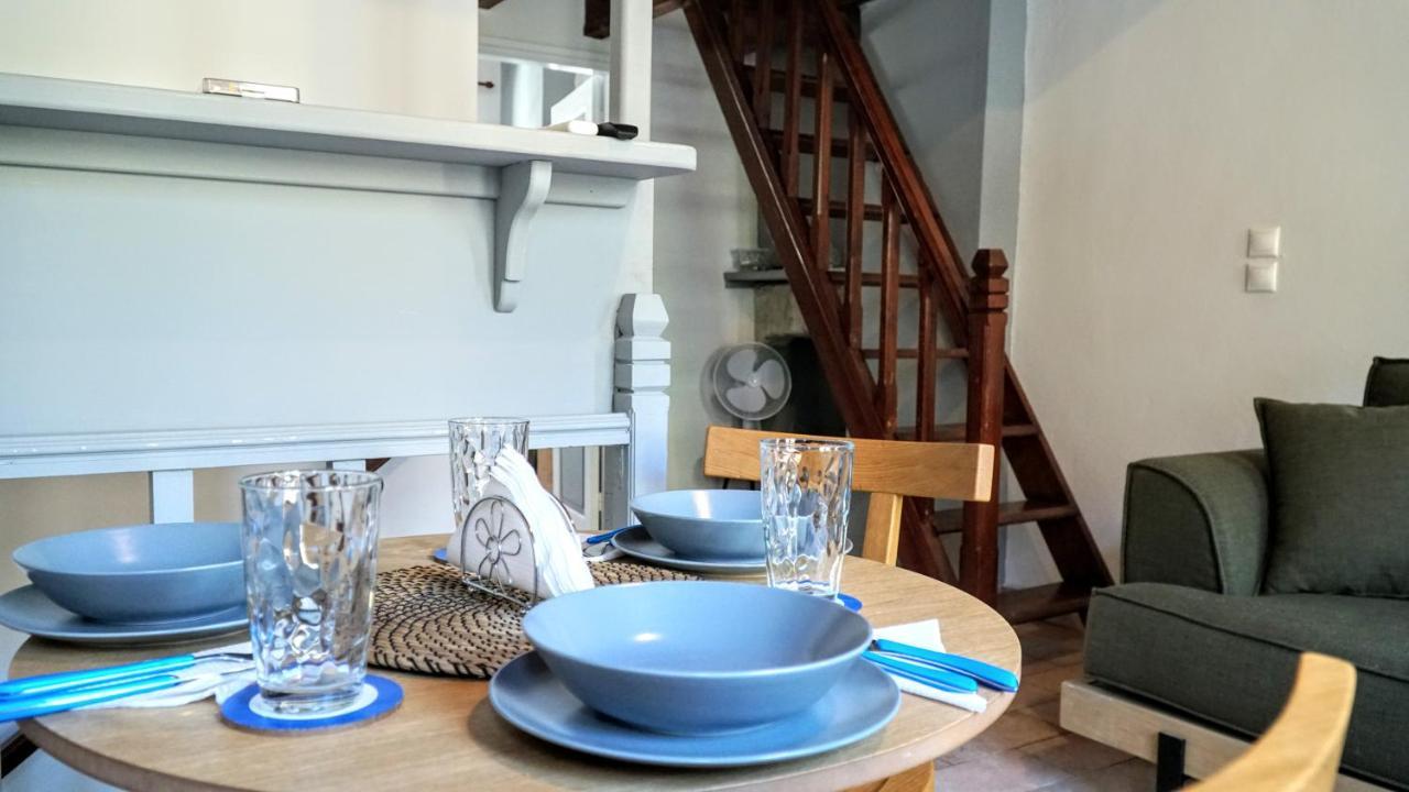 Cozy Apartments In Symi Center Luaran gambar
